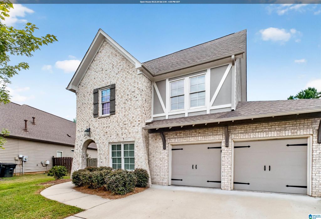104 LOVE LANE, Chelsea, AL 35147