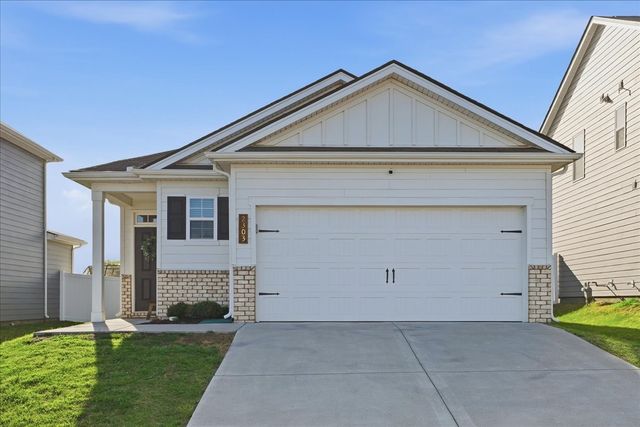 2303 Tintern Rd, Lebanon, TN 37087