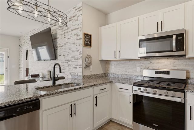 2303 Tintern Rd, Lebanon, TN 37087