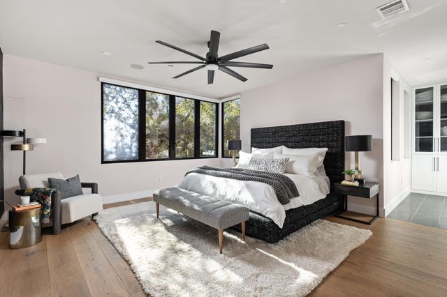 302 Buckeye TRL, West Lake Hills, TX 78746