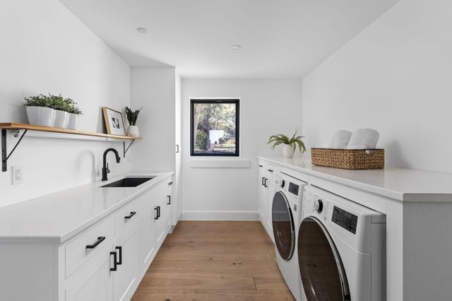 302 Buckeye TRL, West Lake Hills, TX 78746