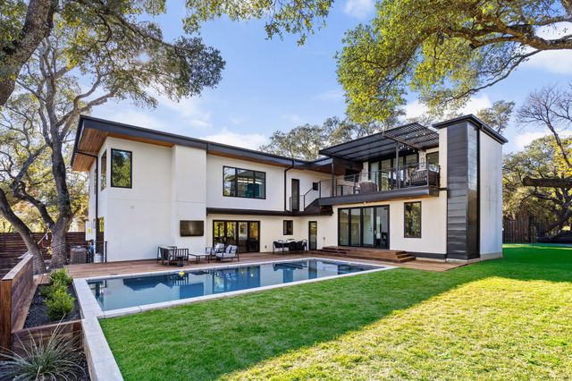 302 Buckeye TRL, West Lake Hills, TX 78746