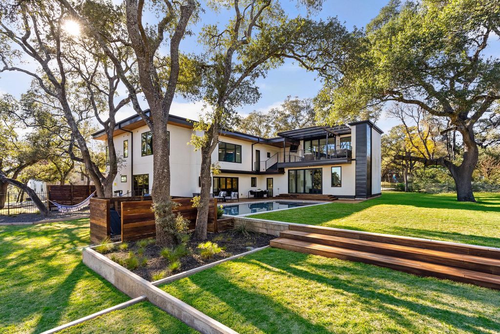 302 Buckeye TRL, West Lake Hills, TX 78746