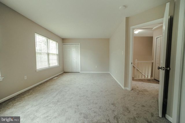 5702 CAMBRIDGE DR, Fredericksburg, VA 22407