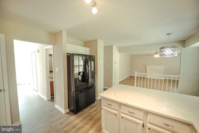 5702 CAMBRIDGE DR, Fredericksburg, VA 22407