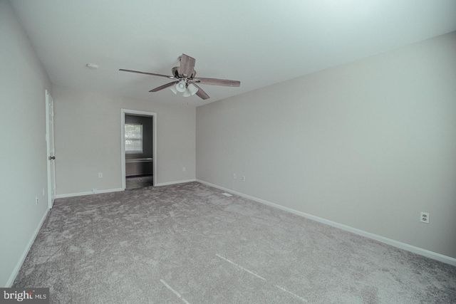 5702 CAMBRIDGE DR, Fredericksburg, VA 22407