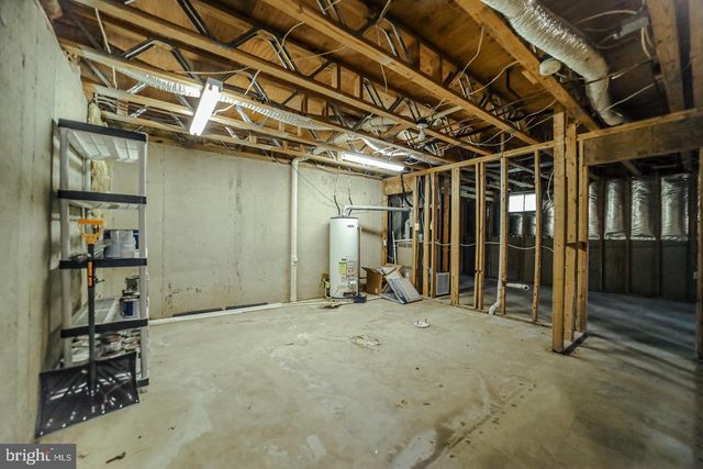 5702 CAMBRIDGE DR, Fredericksburg, VA 22407