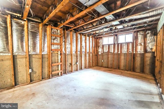 5702 CAMBRIDGE DR, Fredericksburg, VA 22407