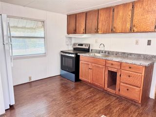 6712 Oak Crest Drive E, Kennedale, TX 76140