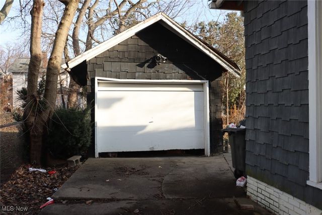 1418 Piper Court NW, Canton, OH 44703