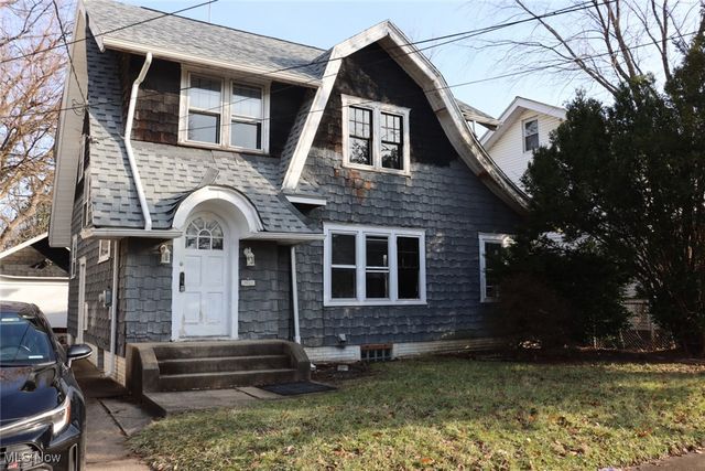 1418 Piper Court NW, Canton, OH 44703