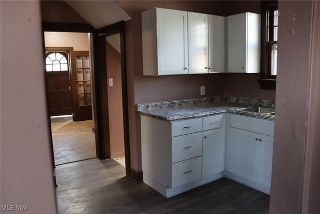 1418 Piper Court NW, Canton, OH 44703