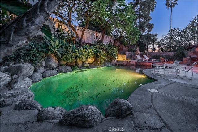 13132 Barrett Hill, Santa Ana, CA 92705