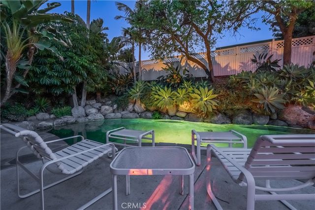 13132 Barrett Hill, Santa Ana, CA 92705