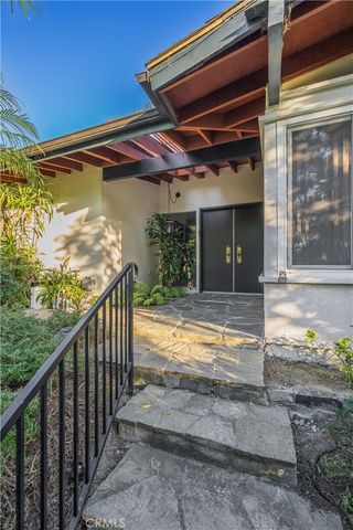 13132 Barrett Hill, Santa Ana, CA 92705