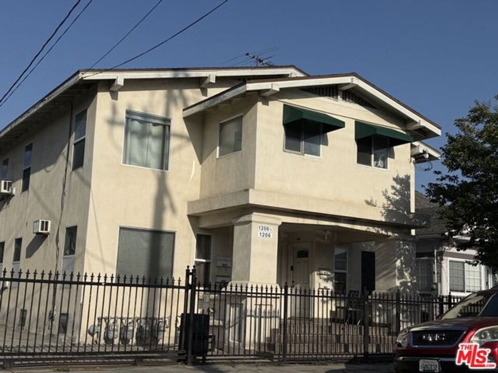 1206 Irolo Street, Los Angeles, CA 90006