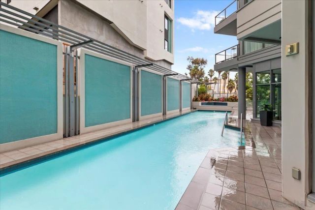 1441 9th Ave 402, San Diego, CA 92101