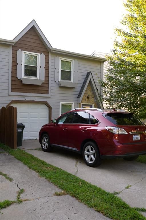 322 Birch Lane, Lawrence, KS 66044