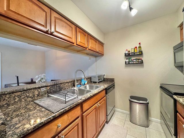 5440 S MACDILL AVENUE 1F, Tampa, FL 33611