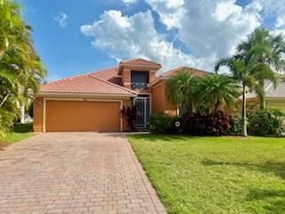344 NW Stratford Lane, Port St Lucie, FL 34983