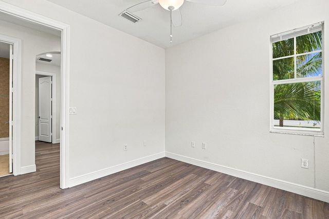 219 N L Street 100, Lake Worth Beach, FL 33460