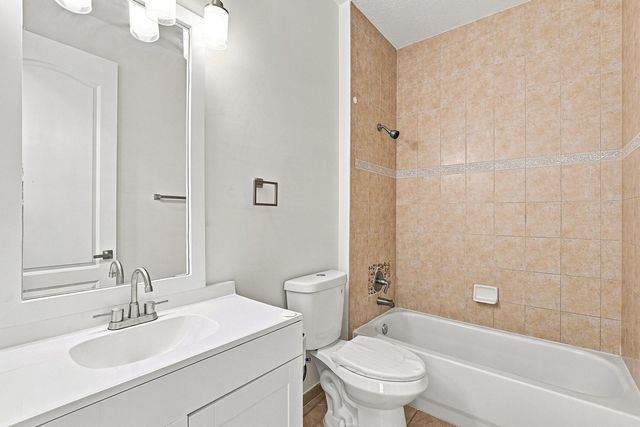 219 N L Street 100, Lake Worth Beach, FL 33460