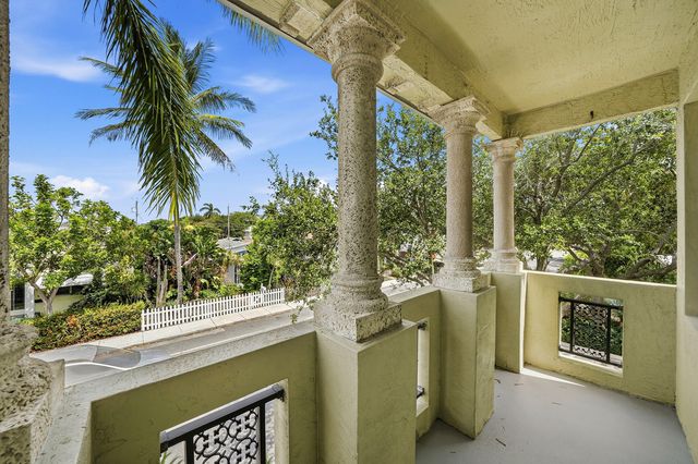 219 N L Street 100, Lake Worth Beach, FL 33460