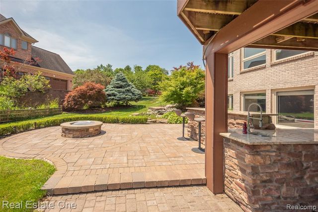 18218 Clairmont Circle, Northville, MI 48168