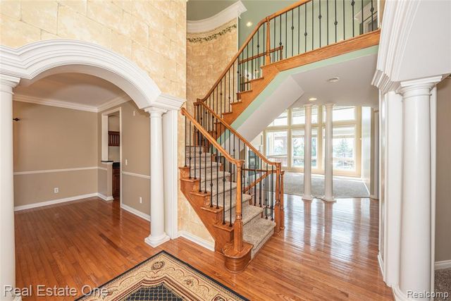 18218 Clairmont Circle, Northville, MI 48168