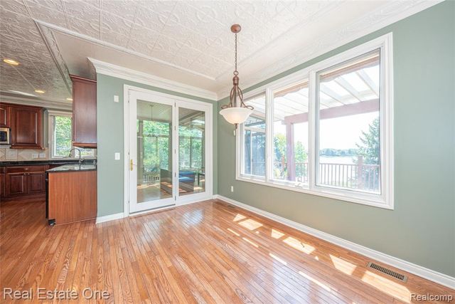18218 Clairmont Circle, Northville, MI 48168