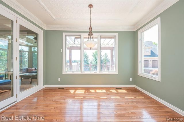 18218 Clairmont Circle, Northville, MI 48168