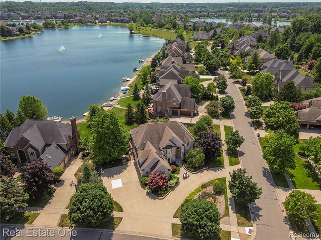 18218 Clairmont Circle, Northville, MI 48168
