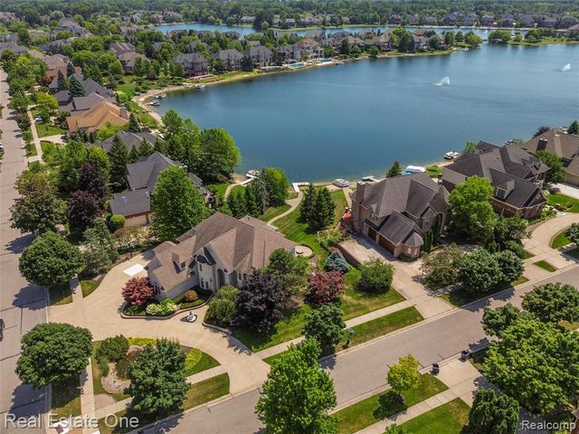 18218 Clairmont Circle, Northville, MI 48168