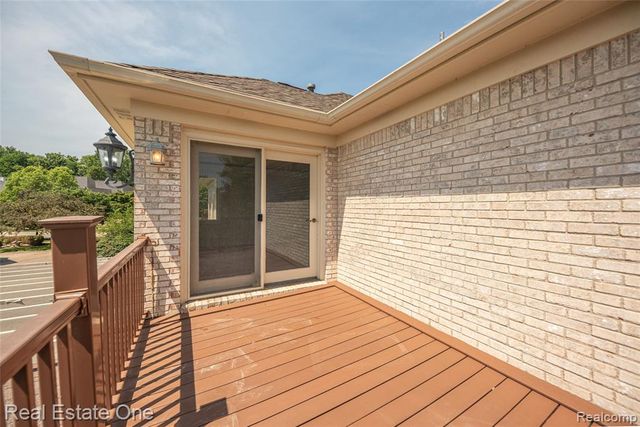 18218 Clairmont Circle, Northville, MI 48168