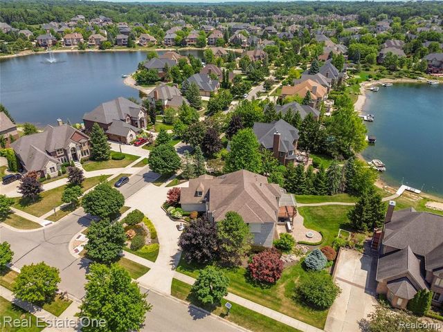 18218 Clairmont Circle, Northville, MI 48168