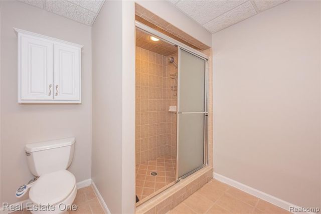 18218 Clairmont Circle, Northville, MI 48168