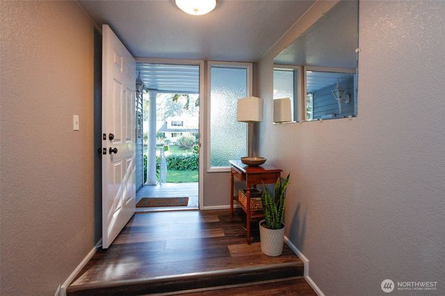 110 SW 325th Place, Federal Way, WA 98003