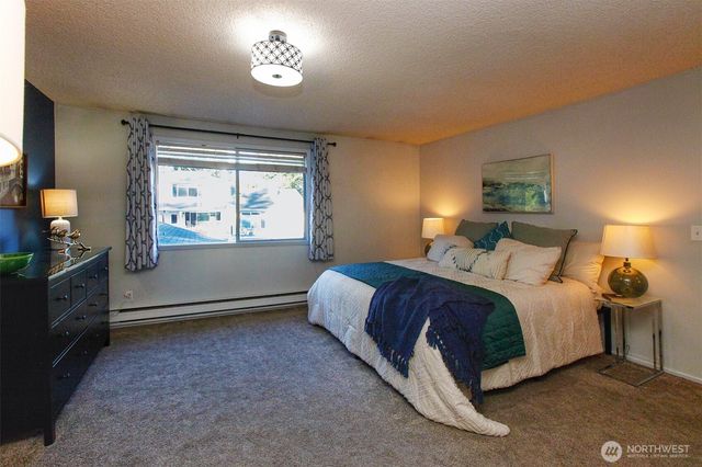 110 SW 325th Place, Federal Way, WA 98003