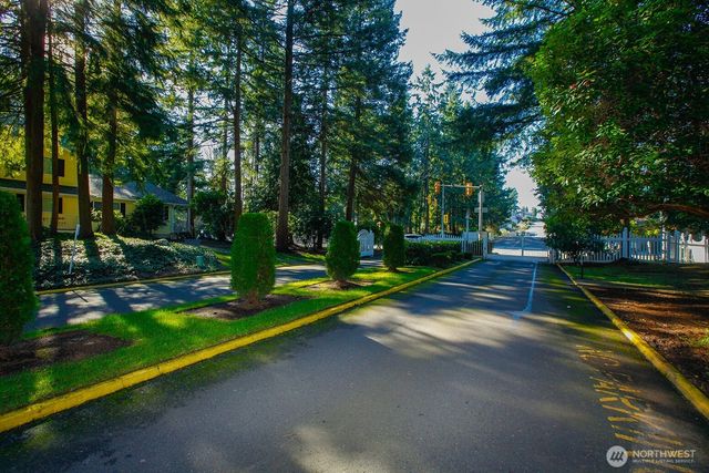 110 SW 325th Place, Federal Way, WA 98003