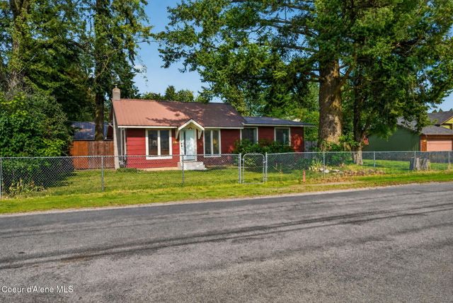 615 E Miles AVE, Hayden, ID 83835