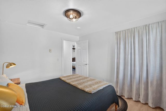 615 E Miles AVE, Hayden, ID 83835