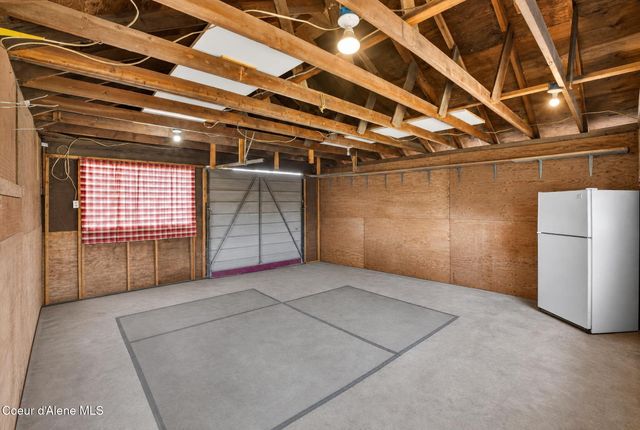 615 E Miles AVE, Hayden, ID 83835
