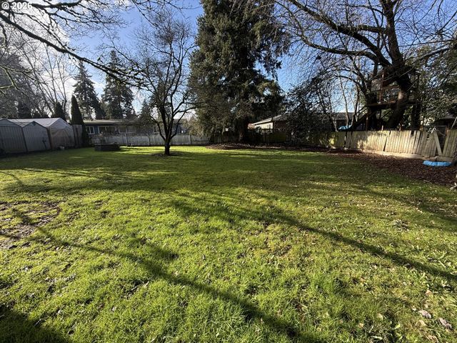 9545 Se 42ND Ave, Milwaukie, OR 97222