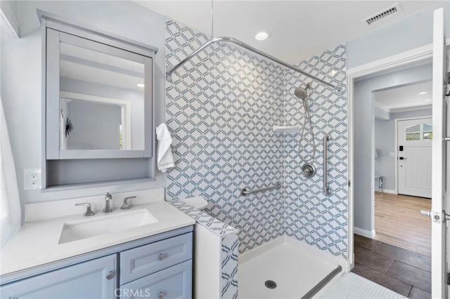 1236 La Colina, Tustin, CA 92780