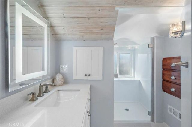 1236 La Colina, Tustin, CA 92780