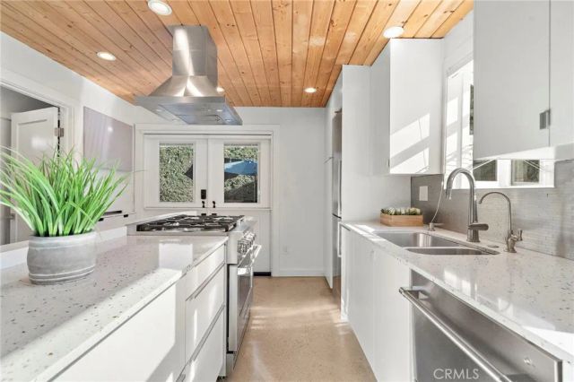 1236 La Colina, Tustin, CA 92780