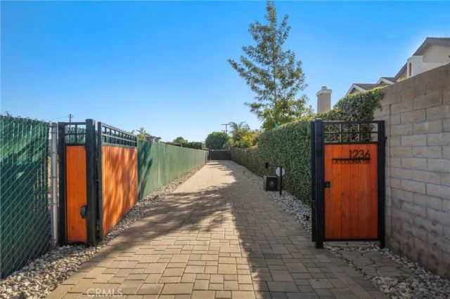 1236 La Colina, Tustin, CA 92780