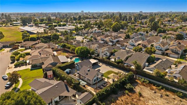 1236 La Colina, Tustin, CA 92780