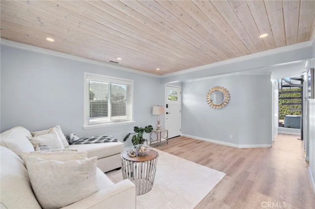 1236 La Colina, Tustin, CA 92780