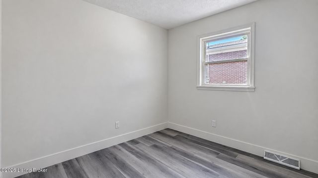 3608 Goldsmith Ln, Louisville, KY 40220